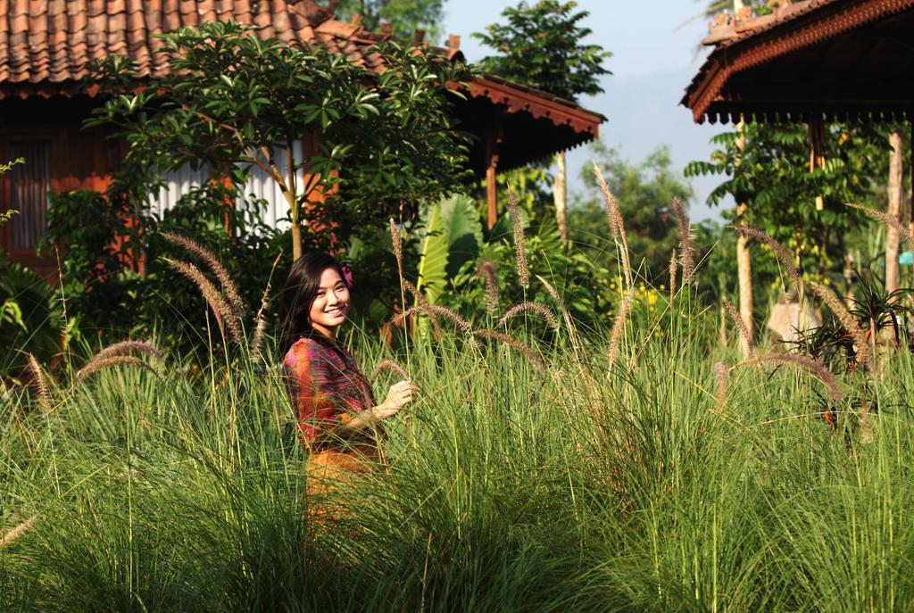 Amata Borobudur Resort Magelang Extérieur photo