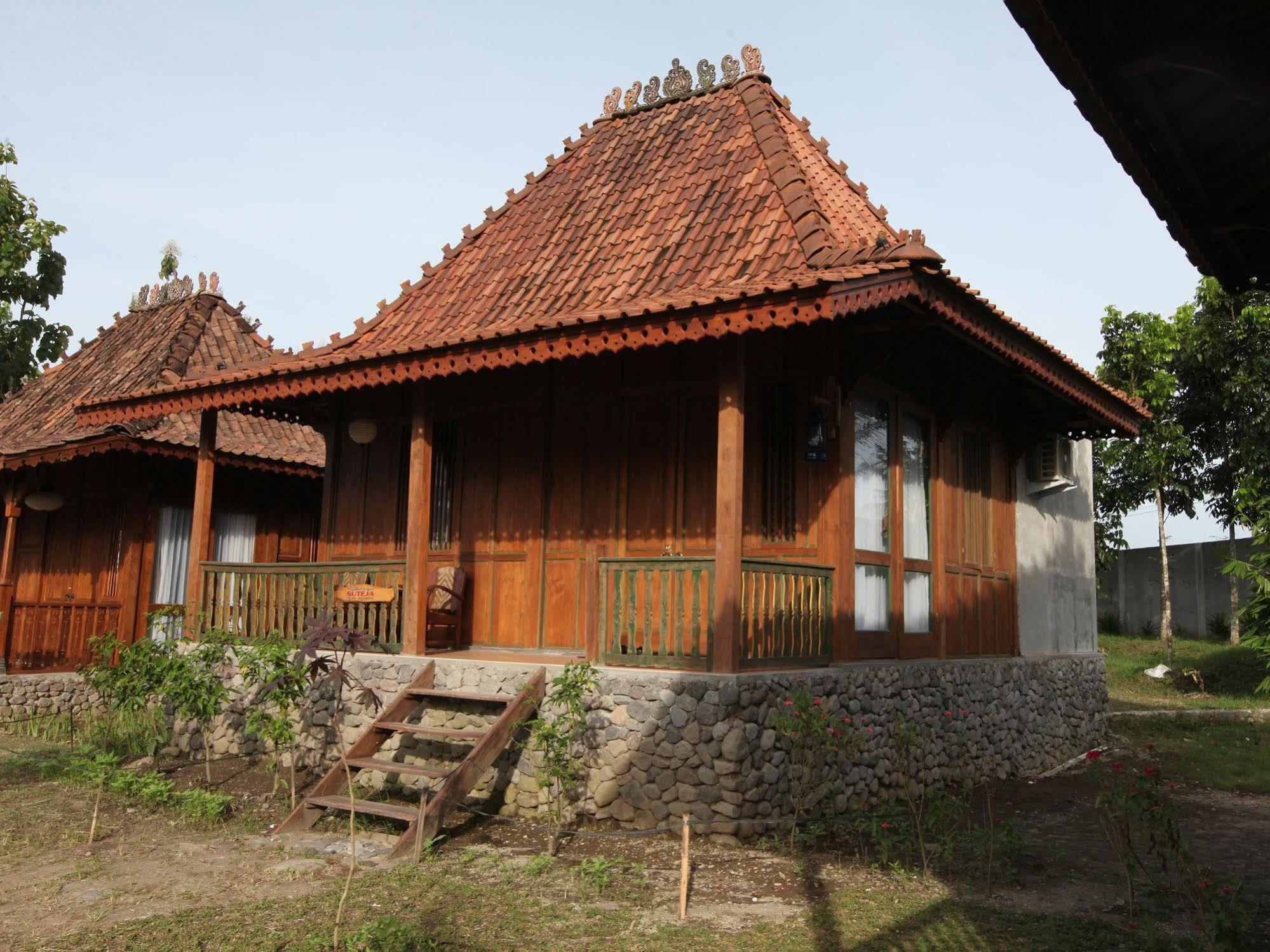 Amata Borobudur Resort Magelang Extérieur photo