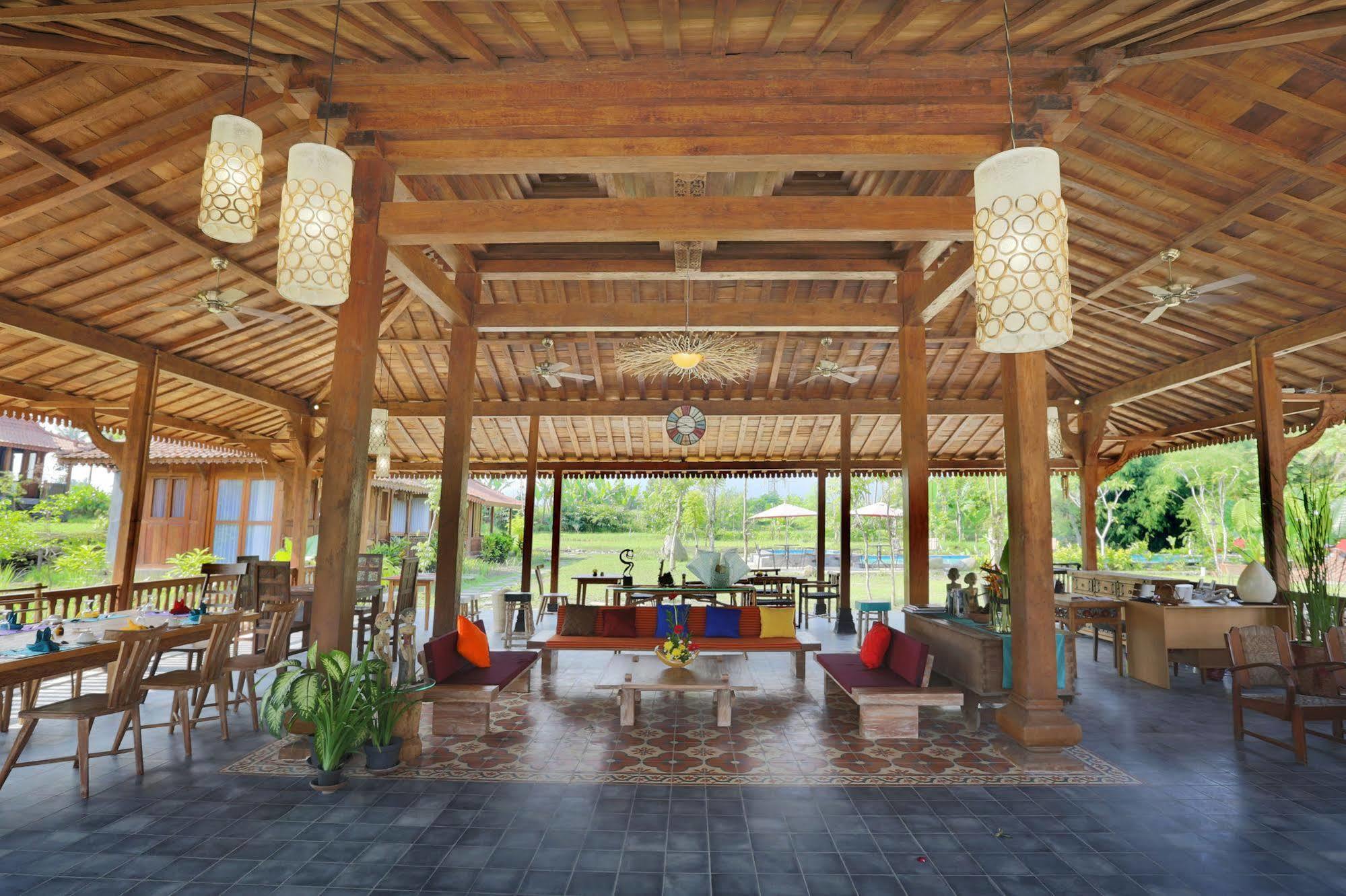 Amata Borobudur Resort Magelang Extérieur photo